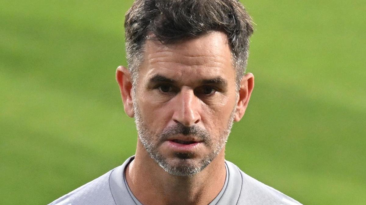 वेस्ट इंडिजविरुद्ध भारत आगीशी लढणार आहे, असे रायन टेन डोशेट म्हणतो