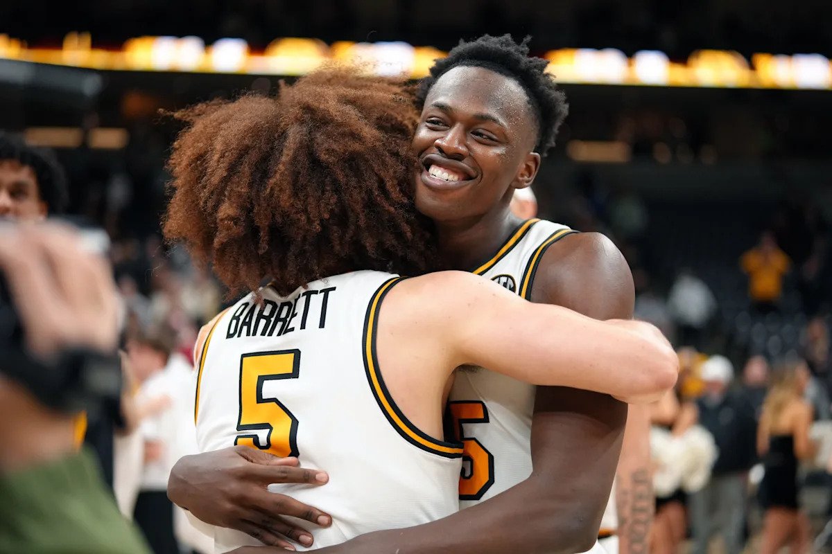 OT मध्ये ओक्लाहोमा 88-87 खाली करण्यासाठी मिसूरी 2 बझर-बीटर वापरते