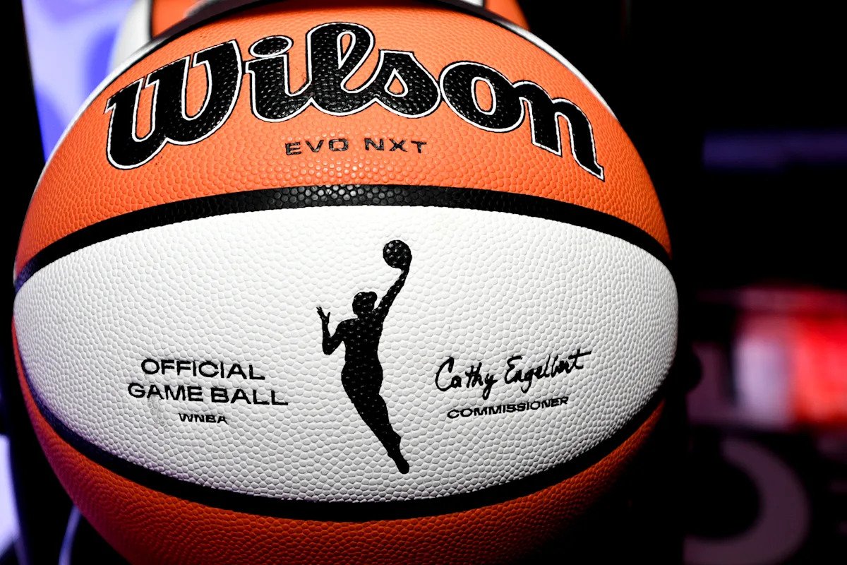 स्रोत: WNBA 2026 च्या हंगामावर परिणाम टाळण्यासाठी CBA ची अंतिम मुदत मार्च 10 फ्लोट करते
