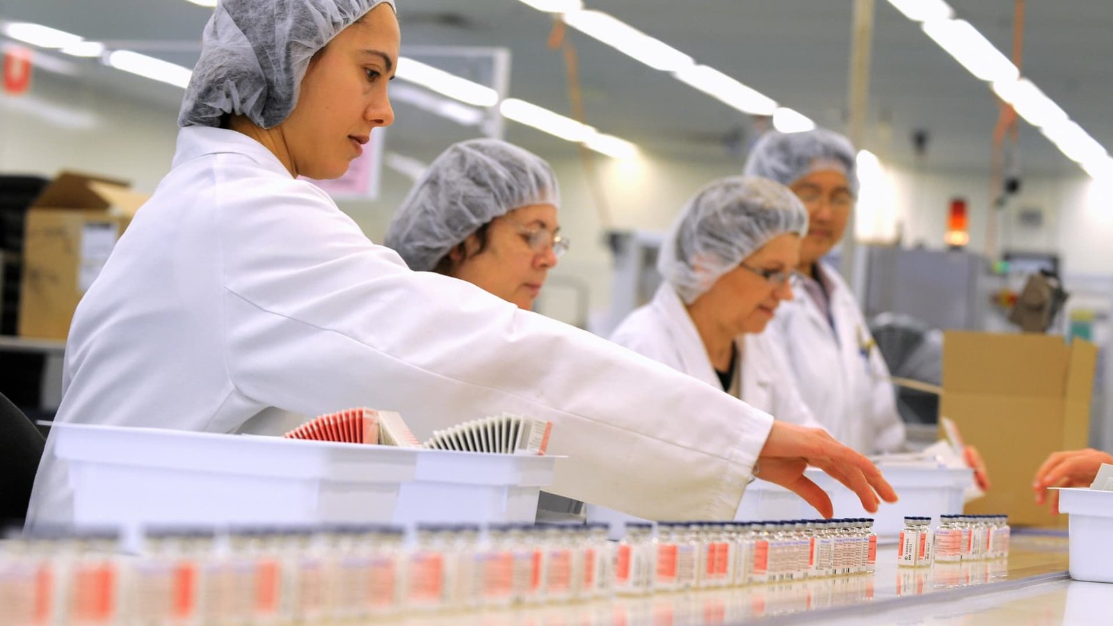 CSL डुबकी, CEO गेल्यानंतर कमाई