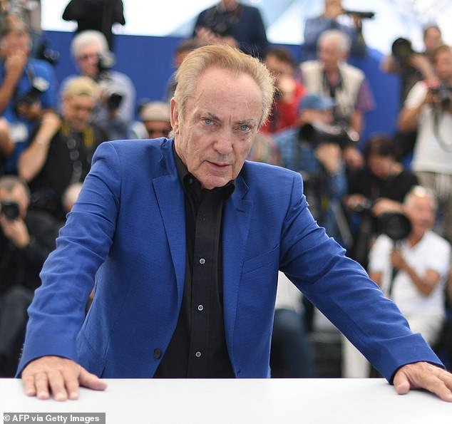 क्लासिक हॉरर चित्रपटांमधील विपुल कारकीर्दीनंतर वयाच्या ८१ व्या वर्षी उदो कीर यांचे निधन झाले.