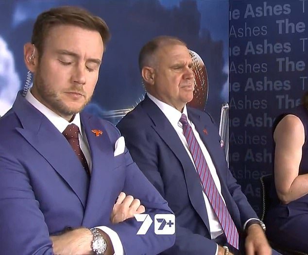 इंग्लंडचा क्रिकेटपटू स्टुअर्ट ब्रॉडने चॅनल सेव्हनसाठी काम करण्याबद्दल हृदयस्पर्शी टिप्पणी केली आहे कारण त्याने त्या व्हायरल ऍशेस क्षणादरम्यान तो काय विचार करत होता हे उघड केले आहे.