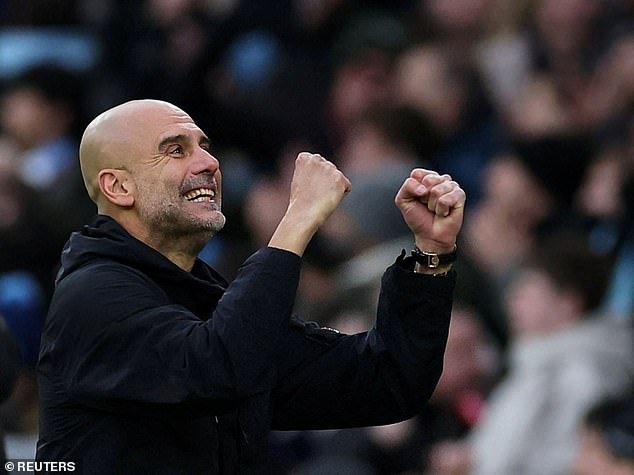 पेप आर्लिंगने हॅलँडला विश्रांती दिली, रेफवर बडबड केली आणि मॅन सिटीने वॉल्व्हसवर 2-0 असा विजय मिळवून आर्सेनलला घाम फोडला, असे जॅक गौघन लिहितात