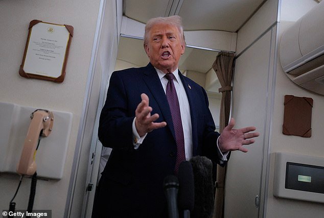 मिनेसोटा मधील गोळीबार टाळल्याने ‘अति-डाव्या’ गटाने $300 दशलक्ष नवीन डान्स हॉल अवरोधित करण्याचा प्रयत्न केल्याने ट्रम्प संतापले