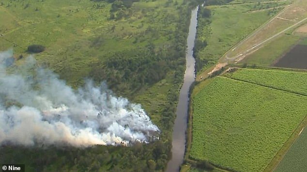 आगीच्या ढिगाऱ्यात अडकून जेकब वेल्स विमान अपघातात दोन जणांचा मृत्यू झाल्याची शोकांतिका