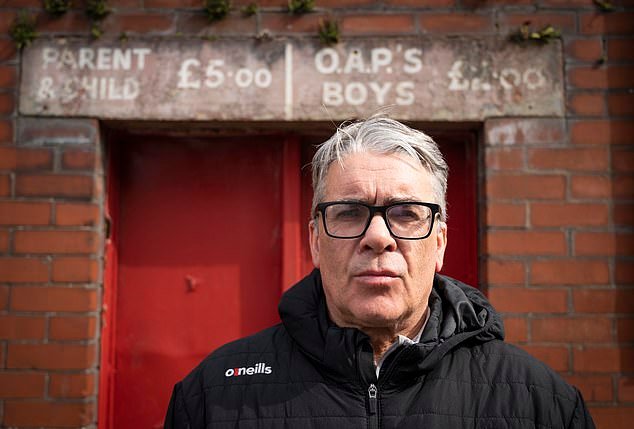 ‘व्यवस्थापक म्हणून 1,000 गेम मिळवणे चांगले होईल. मार्टिन ओ’नील आणि जॉन मॅकग्लिन दाखवत आहेत की वय हा कोणताही अडथळा नाही’… IAN मॅककॉलचा विश्वास आहे की त्याच्याकडे अजूनही डगआउटमध्ये ऑफर करण्यासाठी भरपूर आहे