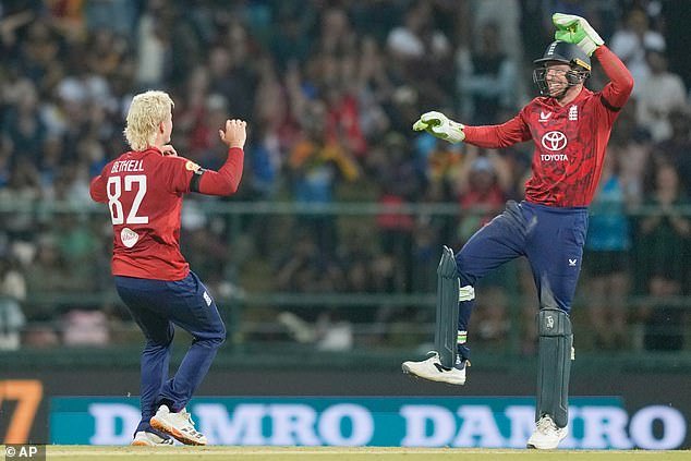 श्रीलंकेच्या ‘भयानक’ विजयानंतर हॅरी ब्रूकने विश्वचषकाच्या यशाचे सूत्र कसे उघडले – आणि बॉलसह दोन संभाव्य नायक इंग्लंडला का धार देतात, लॉरेन्स बूथ लिहितात