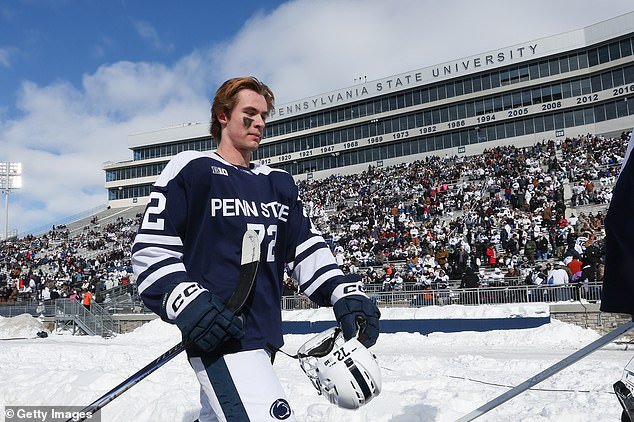 मसुद्याच्या काही महिन्यांपूर्वी प्राणघातक हल्ला केल्याचा आरोप झाल्यानंतर शीर्ष NHL संभाव्य गॅव्हिन मॅककेना यांना 22 वर्षांपर्यंत तुरुंगवास भोगावा लागेल