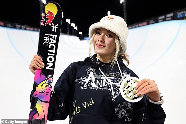 आयलीन गु हिवाळी ऑलिम्पिकमध्ये चीनसाठी स्पर्धा करण्यासाठी अमेरिकेकडे वळण्याचे खरे कारण