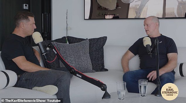 मायकेल मॅग्वायरने ब्रॉन्कोस येथे त्याच्या नवीन भूमिकेत एझरा मॅमच्या ड्रग ड्रायव्हिंगच्या घटनेला कसे हाताळले यावर झाकण उचलले