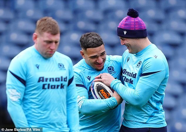 आम्ही सध्या एक हताश संघ आहोत… आम्ही आमच्या चॅम्पियनशिपसाठी खेळत आहोत, स्कॉटलंडचा कर्णधार सिओन ट्विपुलोटू म्हणतो