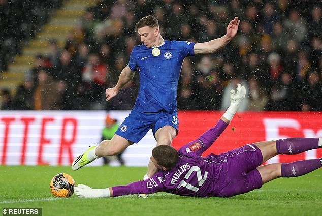 लियाम डेलापला निकोलस जॅक्सन आणि लियाम रोसेनियर सारखेच नशीब भोगण्याचा धोका आहे, ज्यांना हल विरुद्धच्या त्याच्या रागामुळे प्रभावित होऊ शकले नाही, कीरन गिल लिहितात – परंतु चेल्सी स्टार त्याचे £30m मूल्य कसे सिद्ध करू शकतो ते येथे आहे.