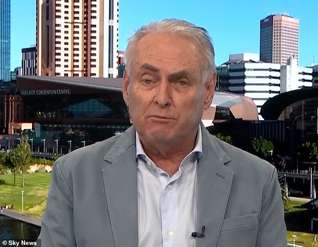 अल्बेनियन मंत्री प्रवासी फायद्यांवर विचित्र प्रवेश करतात – ग्रीन्स सिनेटर $ 50,000 बिलाचा बचाव करतात