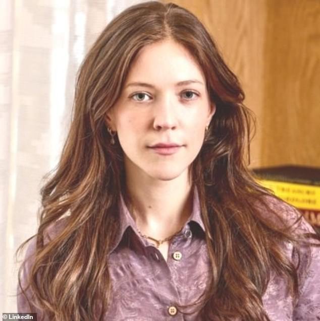 ChatGPT “NSFW” स्थिती मजबूत झाली कारण तिने एका पुरुष सहकर्मचाऱ्याशी भेदभाव केला या दाव्यावर वरिष्ठ इन-हाउस समीक्षकांनी गोळीबार केला