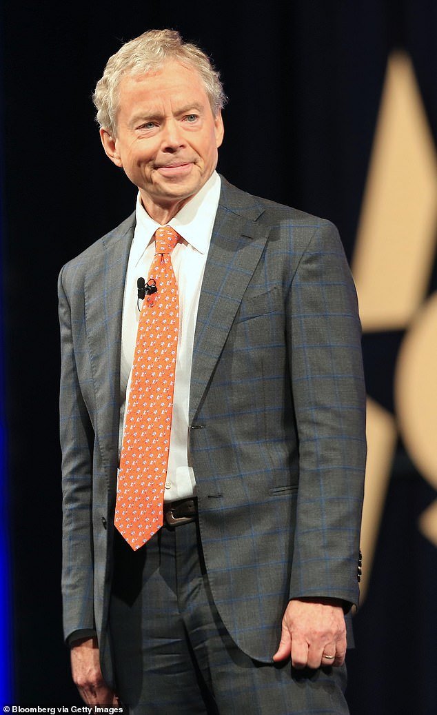 एपस्टाईनच्या झोरो रँचचा रहस्यमय खरेदीदार टेक्सासचा राजकारणी निवडणुकीसाठी उभा असल्याचे उघड झाले आहे.