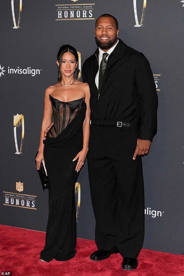 मियामी डॉल्फिनने स्टार मॅन ब्रॅडली चबला सोडण्यास भाग पाडले कारण नवीन मुख्य प्रशिक्षक नाटकीय पुनर्बांधणी सुरू करतात