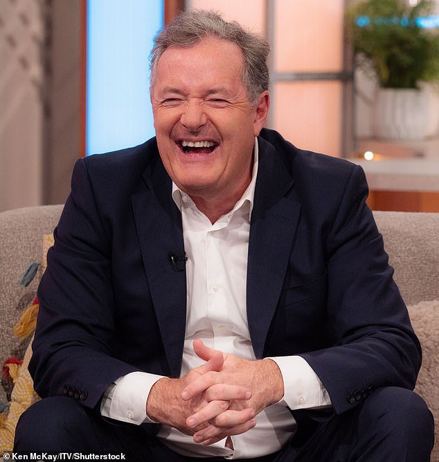 ऑस्ट्रेलियाचा विश्व T20 गट टप्प्यात संपला – ध्रुवीकरण करणारे इंग्लिश समालोचक पियर्स मॉर्गन मिच मार्शच्या संघाची थट्टा करत