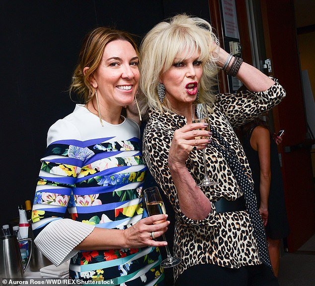 करदात्यांनी लंडन ते न्यू यॉर्कला जाणाऱ्या तिच्या फ्लाइटसाठी निधी दिला असल्याची चिंता कर्मचाऱ्यांनी उपस्थित केल्यानंतर कॅबिनेट मंत्र्याला प्रवास खर्चाची परतफेड करण्यात आली आहे.