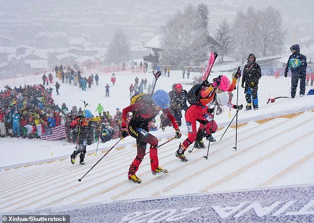 हिवाळी ऑलिंपिकचे चाहते मिलानमध्ये ‘क्रूर’ नवीन क्रीडा पदार्पण म्हणून जंगली झाले