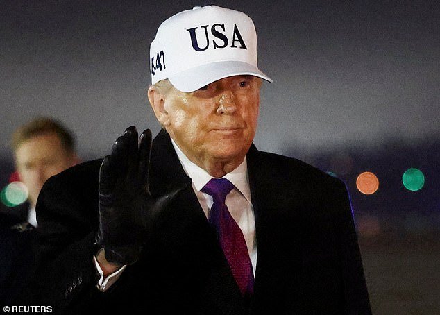 डोनाल्ड ट्रम्प यांच्या नावावर फ्लोरिडा विमानतळाचे नाव बदलणे… आणि यासाठी करदात्यांना $5.5 दशलक्ष खर्च येईल