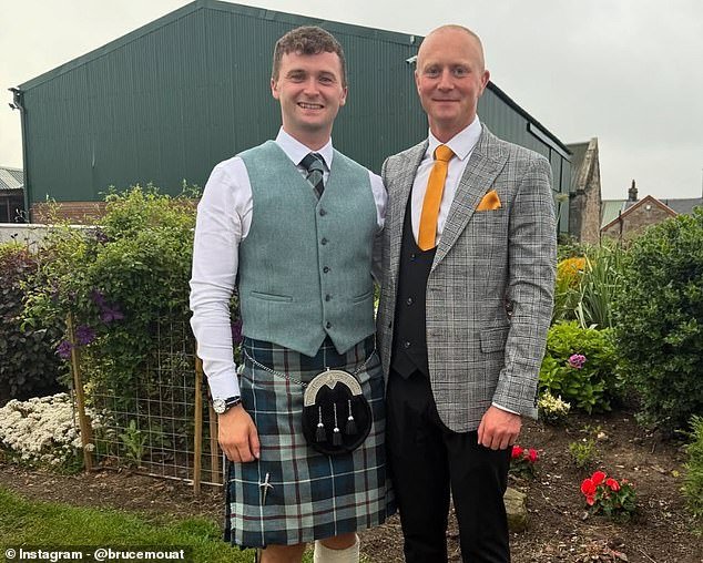 ब्रिटनचा कर्लिंग किंग सोन्यासाठी गेला: हिवाळी ऑलिंपिकमध्ये उघडपणे समलिंगी ब्रूस माऊथ स्टोन फेस झाला परंतु त्याच्या खेळामुळे टिंडरवर प्रियकरासह ‘बर्फ तोडण्यास’ मदत झाली