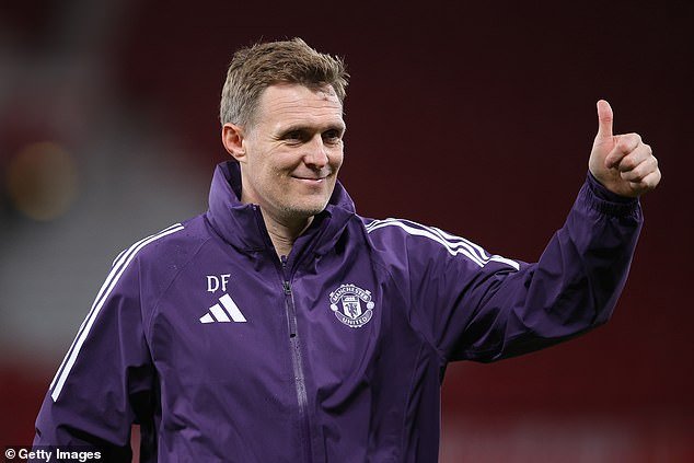 डॅरेन फ्लेचरने त्याच्या मॅन युनायटेड भूमिकेत मायकेल कॅरिकला वगळणे योग्य का होते