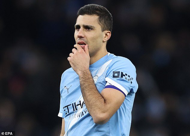 पेप गार्डिओलाने कबूल केले की मॅन सिटीने रॉड्रिच्या पुनर्प्राप्तीसह एक मोठी चूक केली – कारण व्यवस्थापकाने क्लबच्या प्रीमियर लीग शीर्षक आव्हानासाठी ‘विशेष खेळाडू’ की प्रशंसा केली