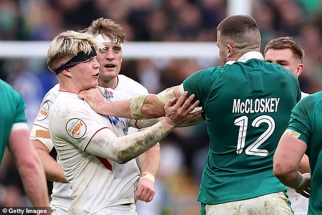 हेन्री पोलॉकच्या इंग्लंडच्या पहिल्या प्रारंभाने झटपट मागे पडणाऱ्या संघात त्याचे स्थान निश्चित केले – पराभवाच्या वेळी फ्लॅश आणि ब्रश करणे कधीही चांगले दिसत नाही, ऑलिव्हर होल्ट लिहितात