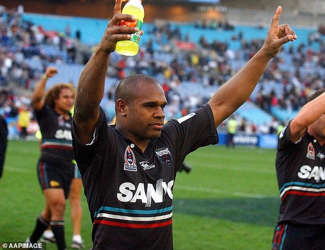 फूटी ग्रेट रीस वेसरवर एका महिलेसोबत प्रेमसंबंध असल्याचा आरोप करण्यात आला आहे