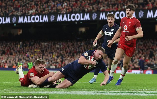 कार्डिफचे स्कॉटलंडला परतणे हा गौरवासाठी ठरलेल्या पक्षाचा विजय होता का… की सिक्स नेशन्सच्या विजेतेपदाचा पाठलाग करणाऱ्या कोणताही व्यवसाय नसलेल्या संघासाठी पलायनवादाची गोंधळलेली कृती होती?