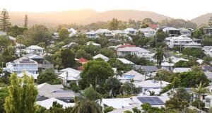 ऑस्ट्रेलियन लोकांनी हार का पत्करली: धक्कादायक नवीन डेटा आपल्या देशाला भेडसावणारी सर्वात मोठी समस्या प्रकट करतो – आणि त्यामुळे आपण सर्वजण संघर्ष करत आहोत