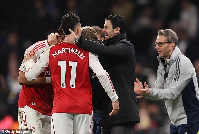 आर्सेनलचे फक्त चार तारे राहिले आणि विल्यम सलिबा देखील बाहेर राहिले: आकडेवारी बॉफिनने एकत्रित आर्सेनल वि चेल्सी इलेव्हन उघड केले