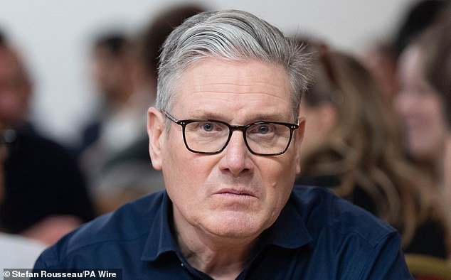 अँडी बर्नहॅमला उभे राहण्यापासून रोखण्याच्या स्टारमरच्या निर्णयावर कामगार खासदार पोटनिवडणुकीच्या पराभवाला जबाबदार आहेत