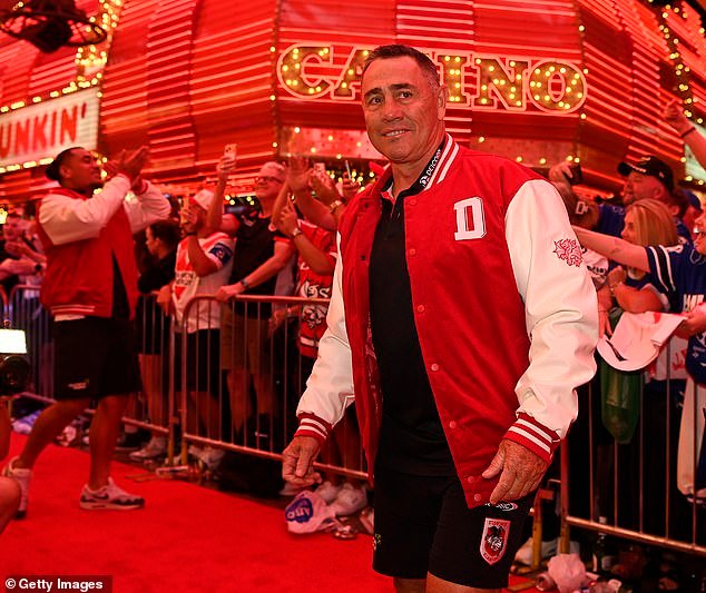 लास वेगासमध्ये एनआरएल सीझनच्या ओपनरच्या आधी दबावाखाली असलेल्या फूटी प्रशिक्षकाने धक्कादायक प्रवेश दिला.