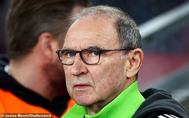 सेल्टिकचे खेळाडू आणि व्यवस्थापक यांच्या सर्व गरम हवा आणि वीणांनंतर, हे तोतरे चॅम्पियन आहेत ज्यांच्यावर जुन्या फर्मच्या गोंधळापासून दूर जाण्याचा किंवा शांत राहण्याचा सर्वात जास्त दबाव असतो.