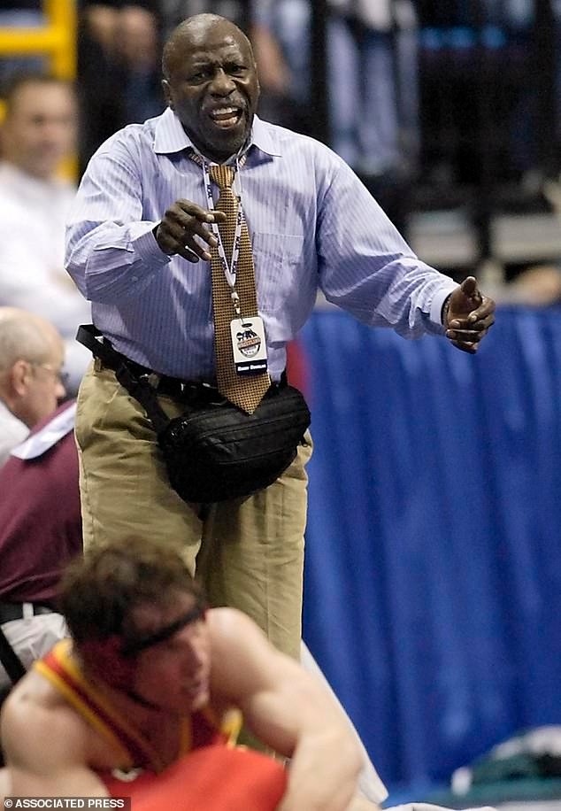 ऑलिम्पिक आयकॉनला श्रद्धांजली म्हणून अमेरिकन कुस्तीच्या दिग्गजाचे 83 व्या वर्षी निधन झाले