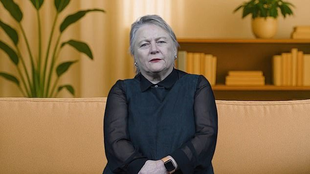 ऑस्ट्रेलियातील एका अग्निशमन केंद्रात नवजात अर्भक फेकण्यात आल्याने आता मुख्य प्रश्न उरला आहे