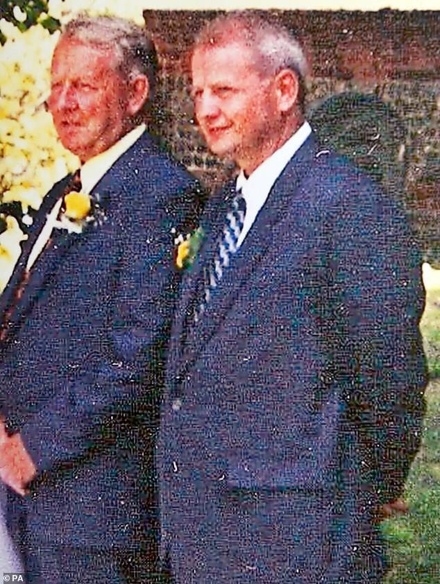 माझा मुलगा एक सीरियल किलर आहे: मारेकरी खूप वाईट आहे, त्याच्या वडिलांनी त्याचे वर्णन “साध्या दृश्यात राक्षस” असे केले आहे