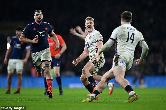 इंग्लंडच्या अभूतपूर्व बॅकलाइन ओव्हरहॉलनंतर इटलीला रक्ताचा वास येईल – येथे तो स्टीव्ह बोर्थविकवर तो हरवू शकत नाही अशा गेममध्ये उलट होऊ शकतो, ॲलेक्स बायवॉटर लिहितात