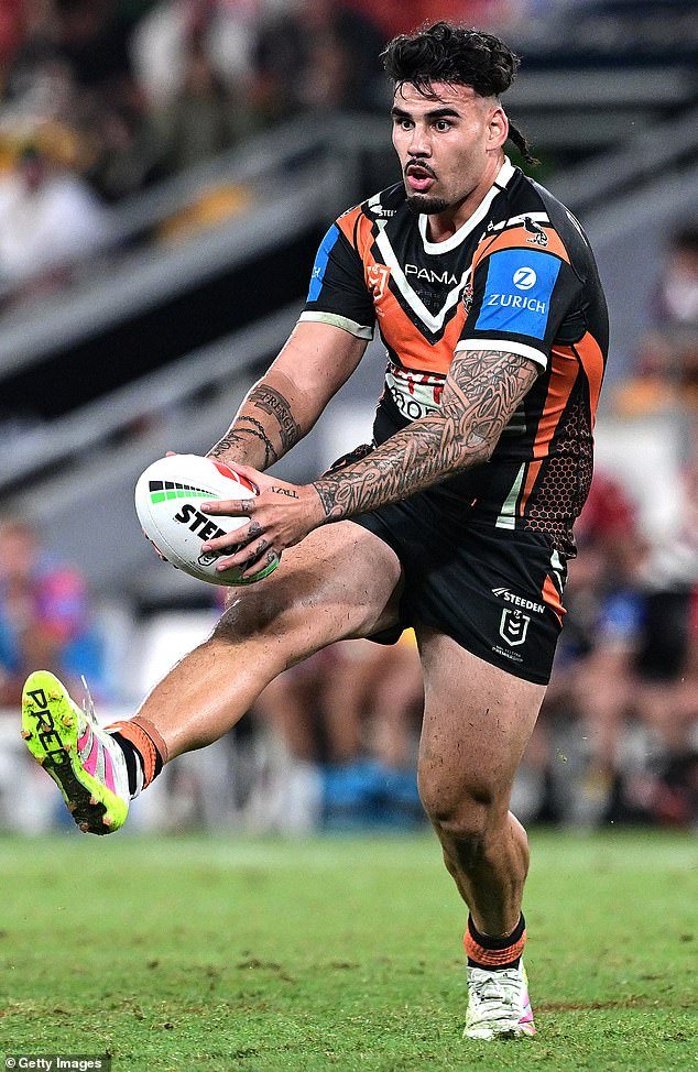 फूटी स्टार टेरेल मेने त्याला वकिलांना कॉल करताना पाहिलेल्या अंतरंग व्हिडिओ लीकबद्दल उघडले – आणि सोशल मीडियावर त्याच्या निर्णयामुळे अफवा पसरल्या.