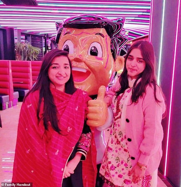 स्नोडोनिया माउंटन पूलमध्ये ‘अनेकदा सोशल मीडियावर प्रचार केला जातो’, पूर्ण कपडे घालून पॅडलिंग करताना दोन बहिणी बुडाल्या, चौकशी ऐकली.