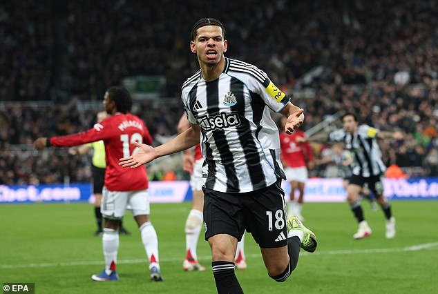 एडी हॉवेने मॅन युनायटेड विरुद्ध न्यूकॅसलच्या पर्यायाच्या स्टॉपेज-टाइम मॅचविनरनंतर विल ओसुलाच्या यशामागील रहस्य उघड केले