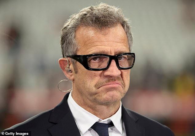 मरेफिल्ड ड्रेसिंग रूममध्ये फॅबियन गॅल्थीवरून पडल्यानंतर ग्रेगर टाऊनसेंडने फ्रेंच टीका फेटाळून लावली