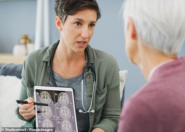 आशा, निराशा नाही: आपण स्मृतिभ्रंशाबद्दल गंभीर का असले पाहिजे, बॅरोनेस केसी