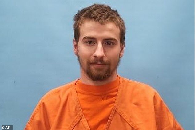 उटाह पार्कजवळ यादृच्छिक हत्याकांडाने तीन महिलांची हत्या केली कारण निर्दयी संशयिताने दावा केला की ‘खून करणे आवश्यक होते’