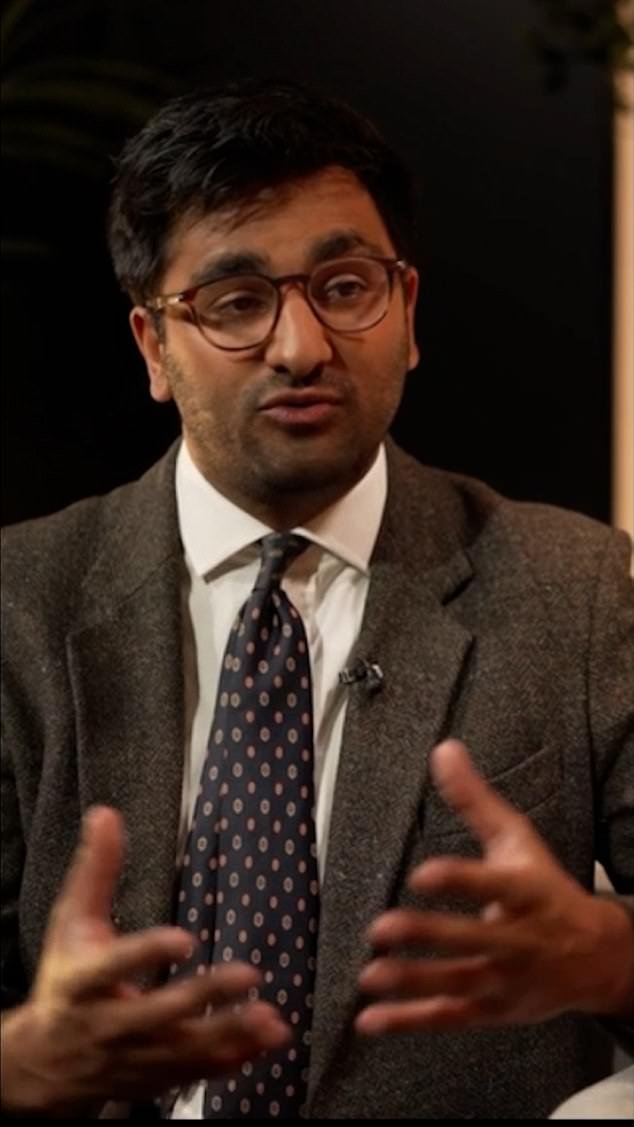 ब्रिटीश मंत्र्यांना इराणी हल्ल्याबद्दल चेतावणी देण्यात आली होती परंतु तयारीसाठी ‘पुरेसे केले नाही’, माजी मुत्सद्दी म्हणतात – सायप्रसला एचएमएस ड्रॅगन मिशन पुढे ढकलले