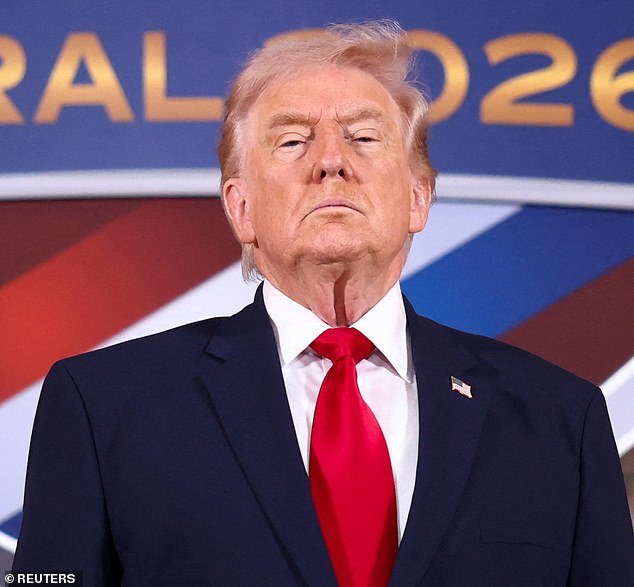 इराणबरोबर संपल्यानंतर क्युबा ताब्यात घेण्याची ट्रम्पची योजना बेटावर नियंत्रण ठेवण्याचा अधिक सूक्ष्म दृष्टीकोन म्हणून उघडकीस आली आहे.