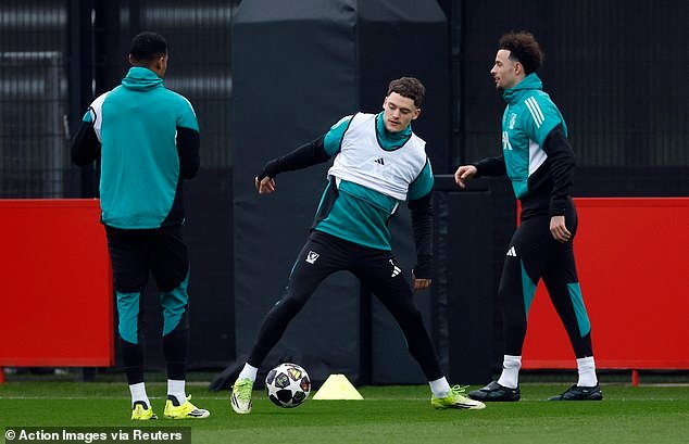 लिव्हरपूलला त्यांच्या चॅम्पियन्स लीगच्या अंतिम-16 बरोबरीपूर्वी मोठा धक्का बसला आणि स्टार खेळाडूने ‘प्रशिक्षणादरम्यान झालेल्या दुखापतीमुळे’ नाकारले.