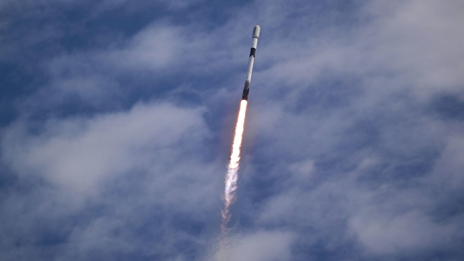 स्टारलिंक, ड्यूश टेलिकॉम युरोपमध्ये सॅटेलाइट मोबाइल सेवा सुरू करणार आहे