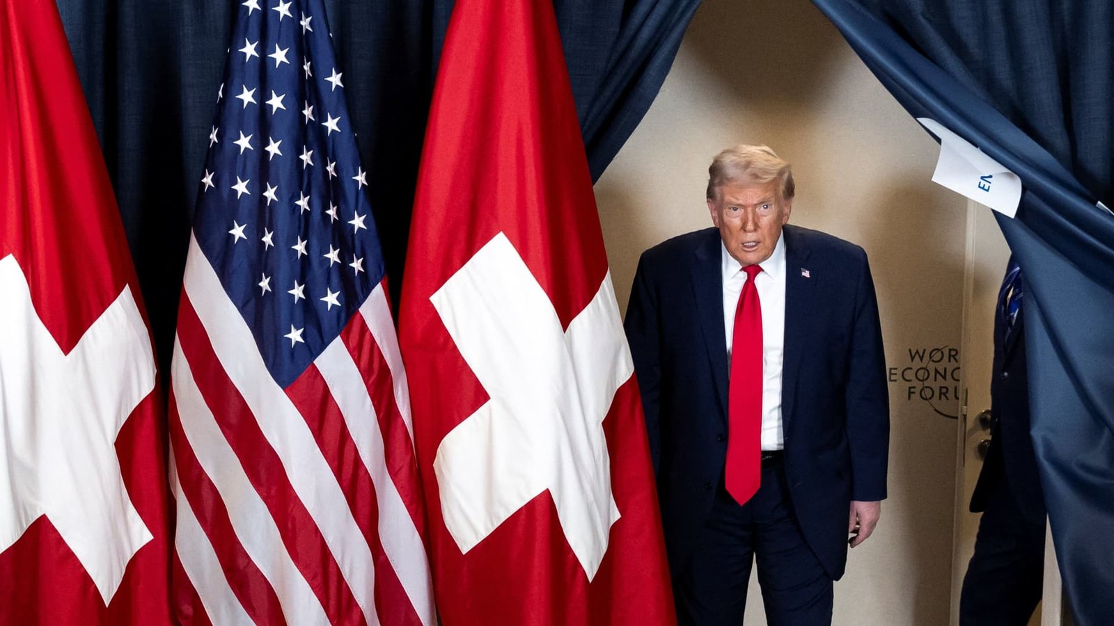 जसे ट्रम्प परकीय संबंध अस्थिर करतात, युरोप नवीन तयार करतो